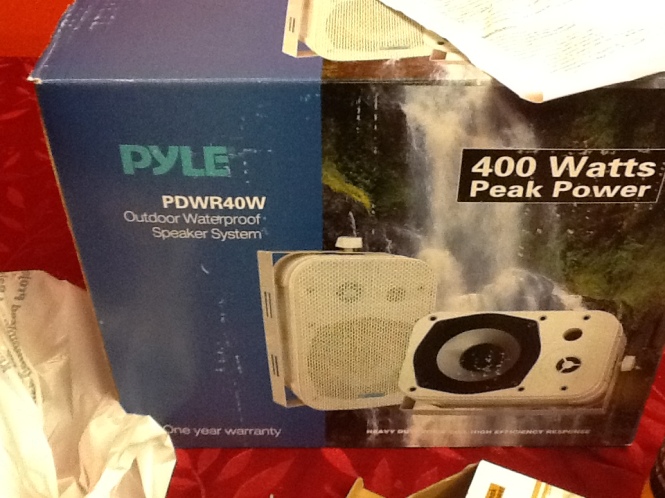pyle 400 watt outdoor waterproof speakers