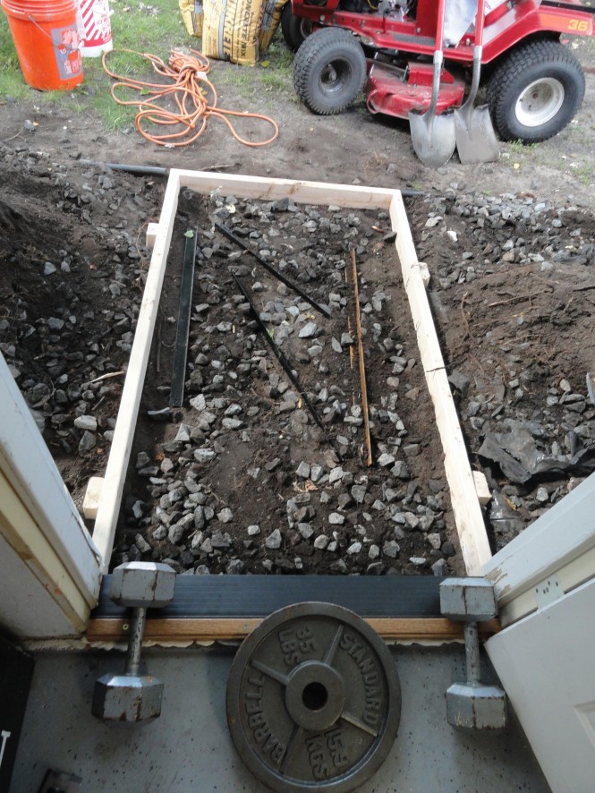 concrete mixing and framing